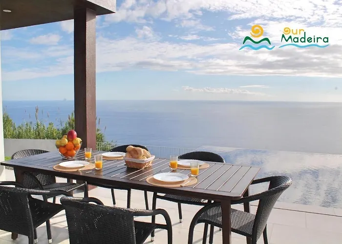 Ourmadeira - Cliffscape, Panoramic Seaviews Vila *